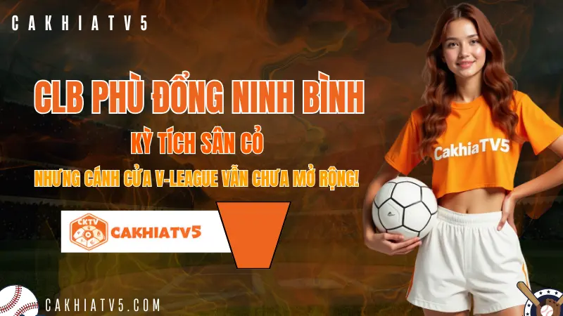 CLB Phù Đổng Ninh Bình ăn mừng chiến thắng tại Giải hạng Nhất quốc gia.